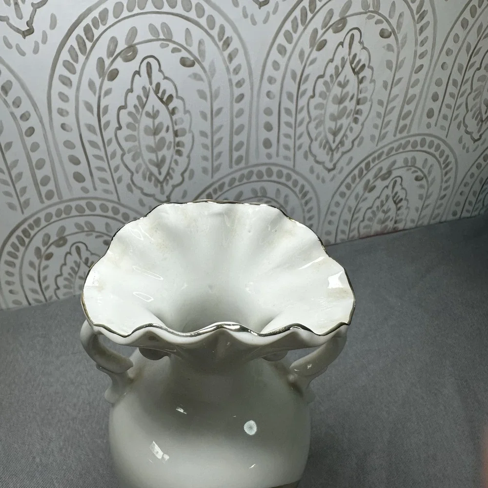 Double Handle Bud Vase Fine‎ China Gold Trim Spring Iris Flower Birds Japan